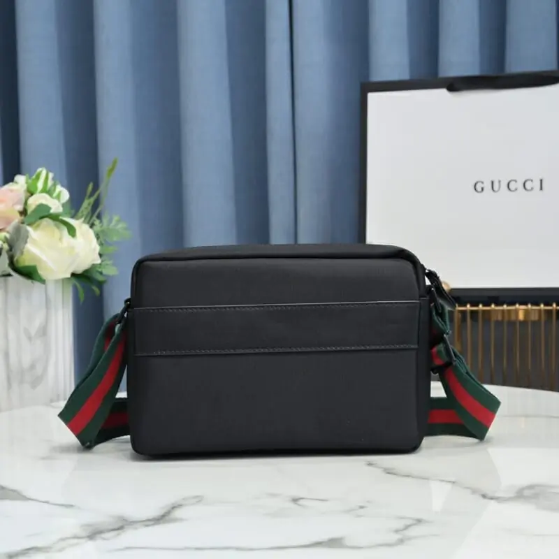 gucci aaa homme mini sac a main s_117ab6a1